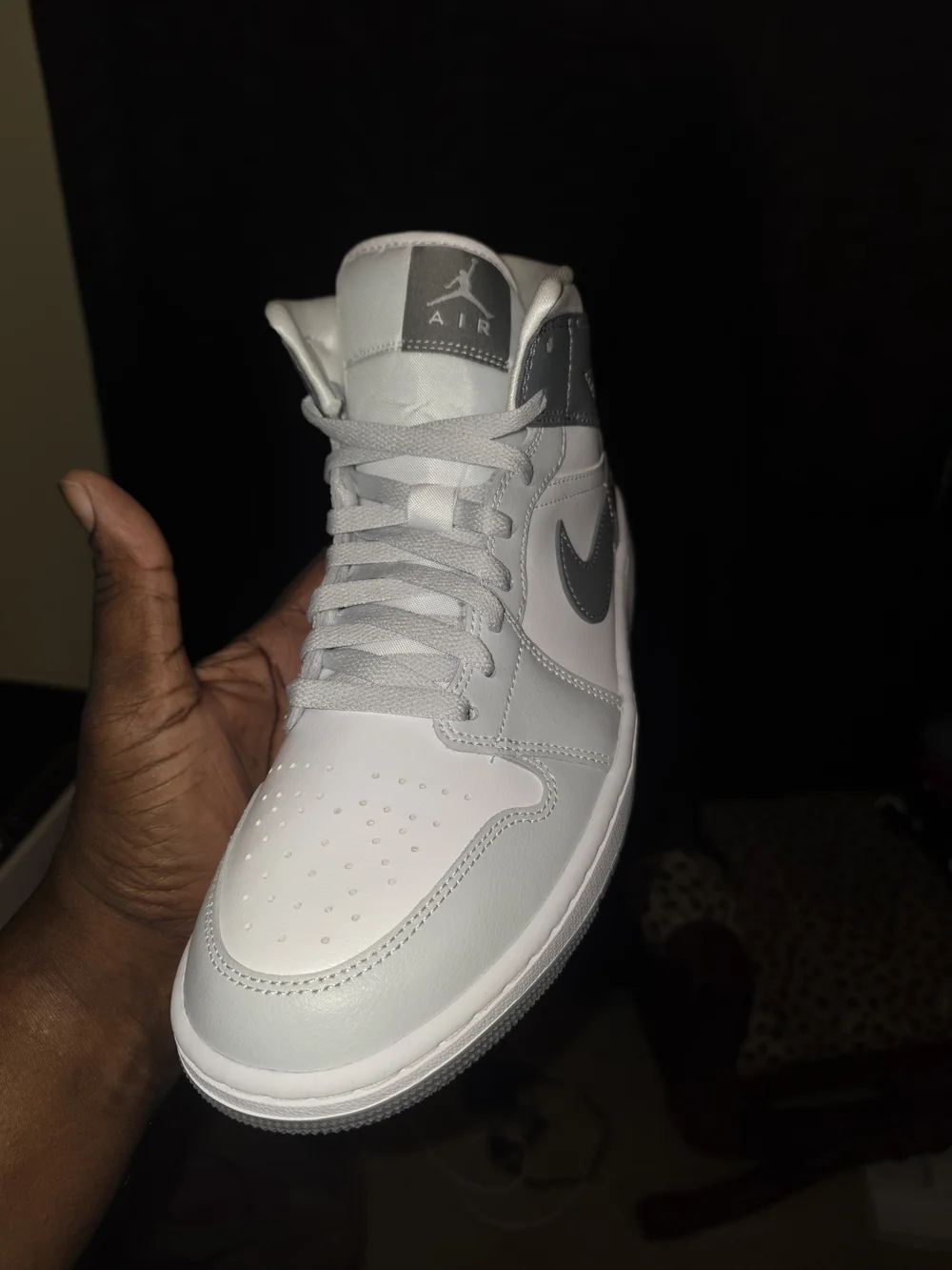 Jordan 1 Mid - White & Gray Women's Basketball Sneakers